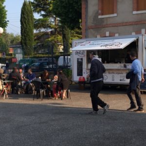 La cuisine à roulettes sur évenement: bons plats et terrasse