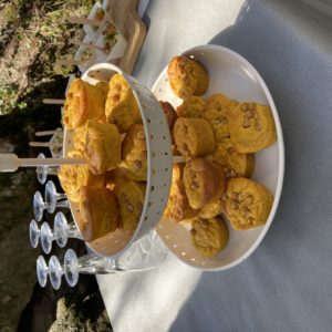 Mini carottes cake fait maison avec des produits locaux ariégeois pour cocktails dinatoire